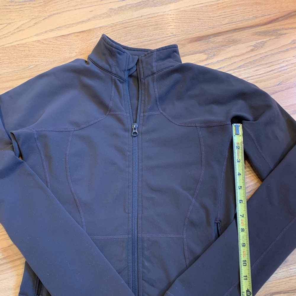 Lululemon zip up lightweight jacket BROWN